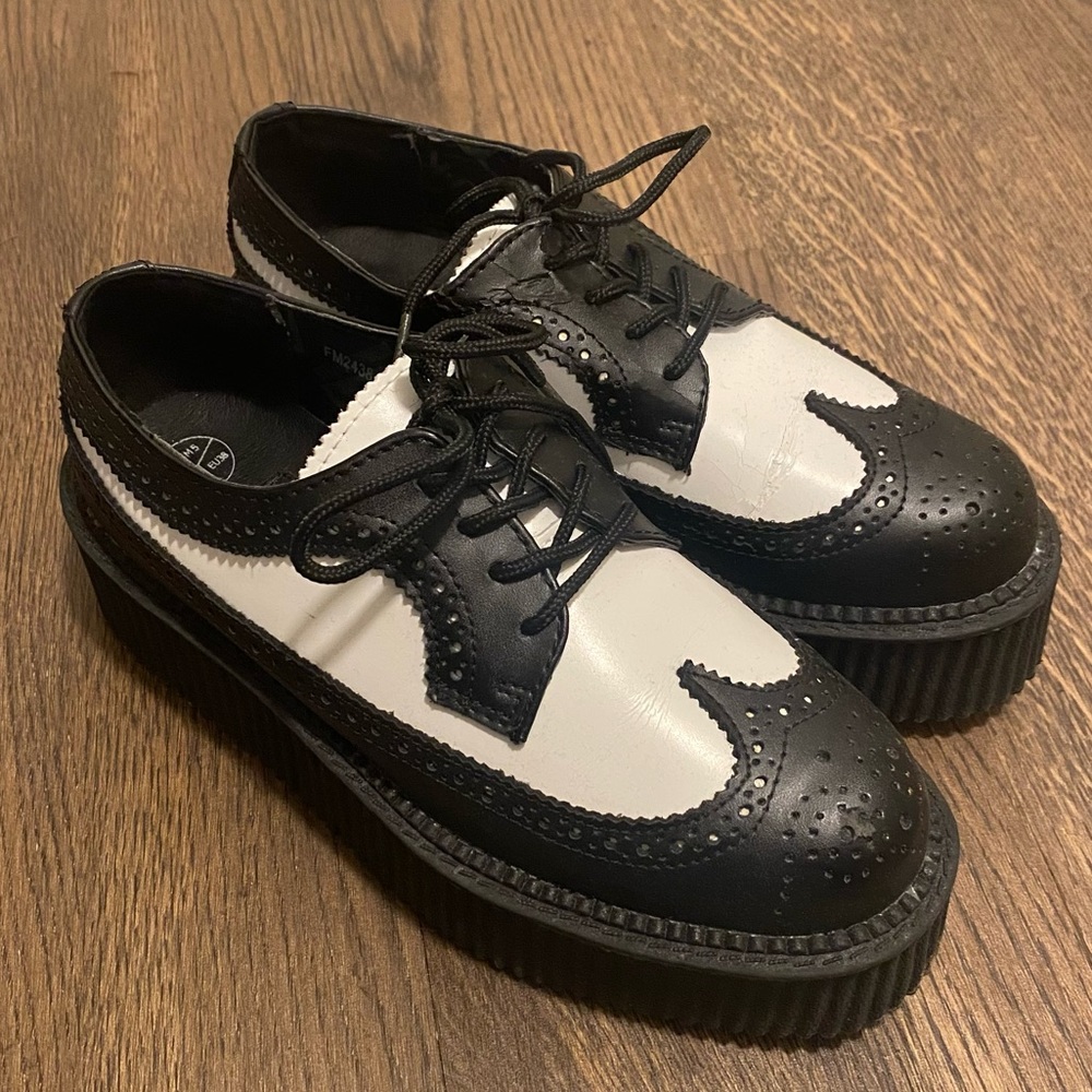 TUK Wingtip Creepers
